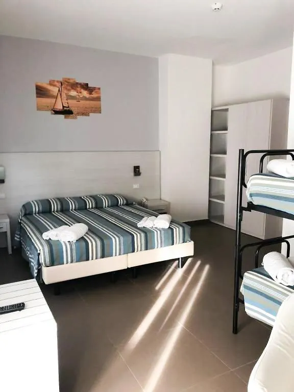 Hotel Gin Sul Mare Ρίμινι