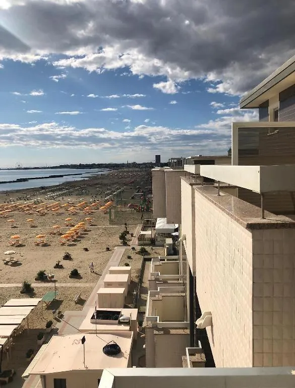Hotel Gin Sul Mare Ρίμινι